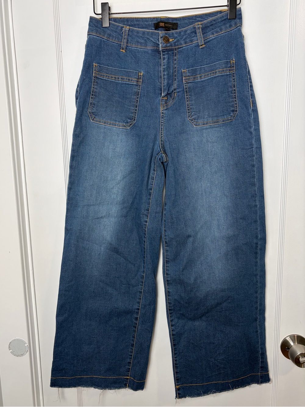 Frye wide leg raw hem cropped jeans 26
